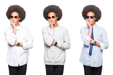 Seyir yorgun ve bıkkın ile depresyon sorunları karşılıklı silah olan beyaz izole arka plan düşünme üzerinde afro saçlı Genç adam kolaj.
