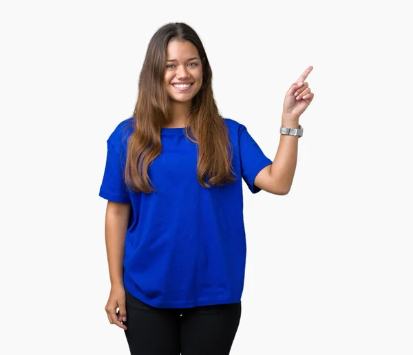Jonge Mooie Brunette Vrouw Blauw Shirt Dragen Geïsoleerde Achtergrond Met — Stockfoto