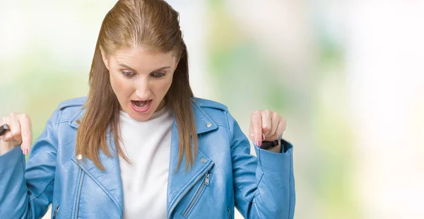 Hermosa Mujer Madura Mediana Edad Con Chaqueta Cuero Moda Sobre —  Fotos de Stock