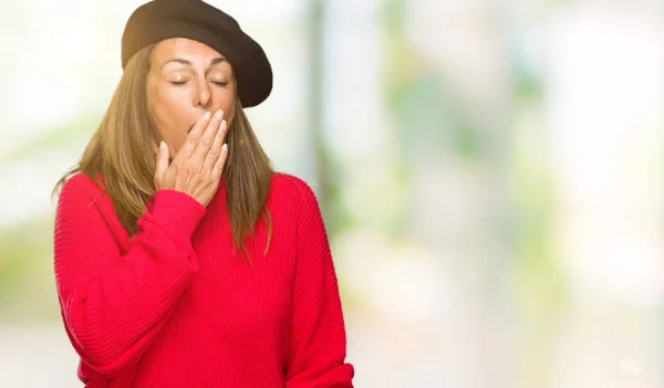 Mujer Adulta Mediana Edad Con Boina Moda Sobre Fondo Aislado —  Fotos de Stock