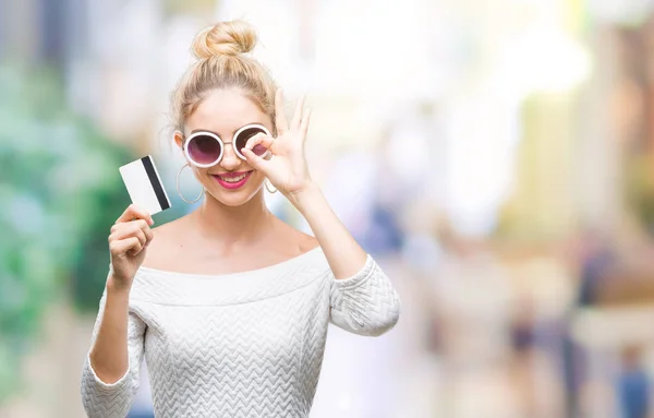 Young Beautiful Blonde Woman Holding Credit Card Isolated Background Happy — Stock Photo, Image