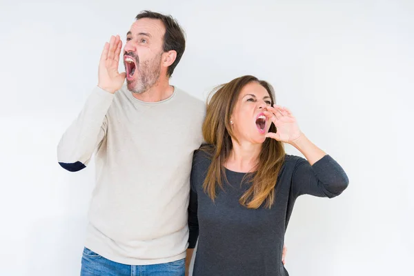 Beautiful Middle Age Couple Love Isolated Background Shouting Screaming Loud — Stock Photo, Image