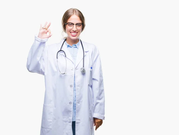 Zole Arka Plan Parmaklar Işaretiyle Yapıyor Olumlu Gülümseyen Üzerinde Tıbbi — Stok fotoğraf
