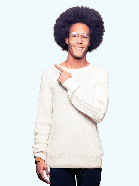 Young African American Man Afro Hair Wearing Glasses Cheerful Smile — Stock Photo, Image