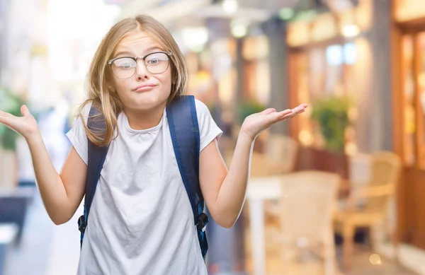 Joven Hermosa Chica Estudiante Inteligente Con Mochila Sobre Fondo Aislado —  Fotos de Stock