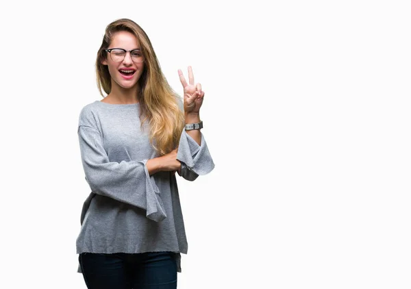 Jovem Bela Mulher Loira Vestindo Óculos Sobre Fundo Isolado Sorrindo — Fotografia de Stock