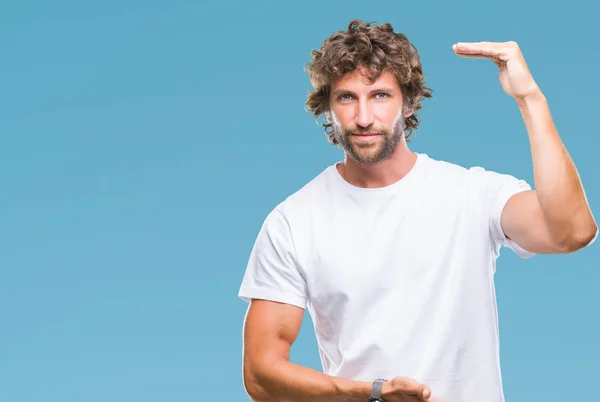 Yakışıklı Spanyol Modeli Adam Izole Arka Plan Eller Eller Büyük — Stok fotoğraf