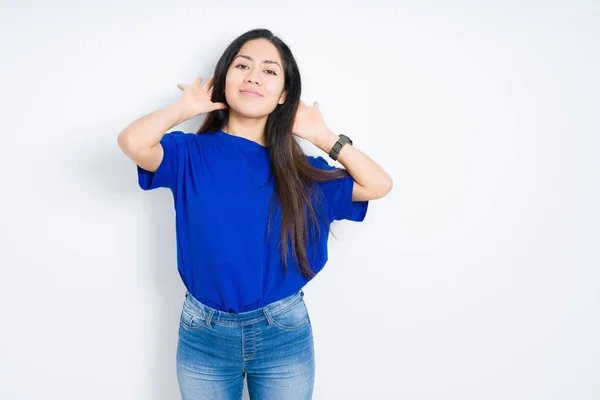 Mooie Brunette Vrouw Geïsoleerde Achtergrond Wilt Horen Van Beide Handen — Stockfoto