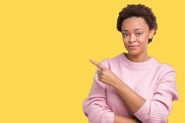 Bella Giovane Donna Afro Americana Sfondo Isolato Indicando Con Mano — Foto Stock