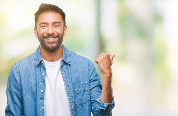 Homem Hispânico Adulto Sobre Fundo Isolado Sorrindo Com Rosto Feliz — Fotografia de Stock