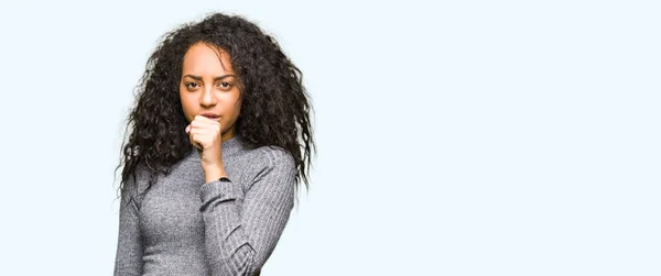 Young Beautiful Girl Curly Hair Feeling Unwell Coughing Symptom Cold — Stock Photo, Image