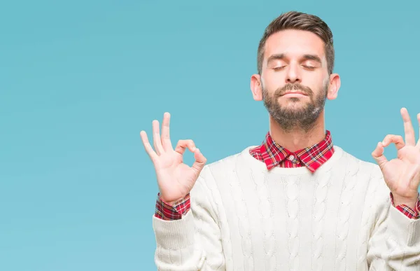 Jovem Homem Bonito Vestindo Camisola Inverno Sobre Fundo Isolado Relaxar — Fotografia de Stock