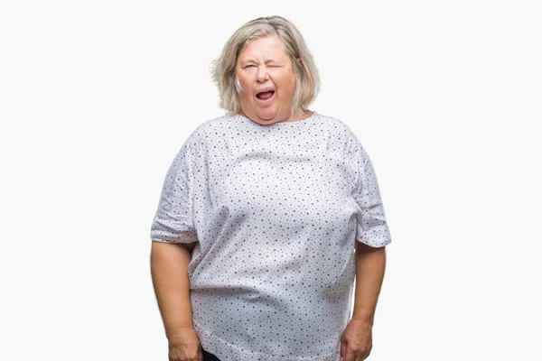 Senior Más Tamaño Mujer Caucásica Sobre Fondo Aislado Guiño Mirando — Foto de Stock