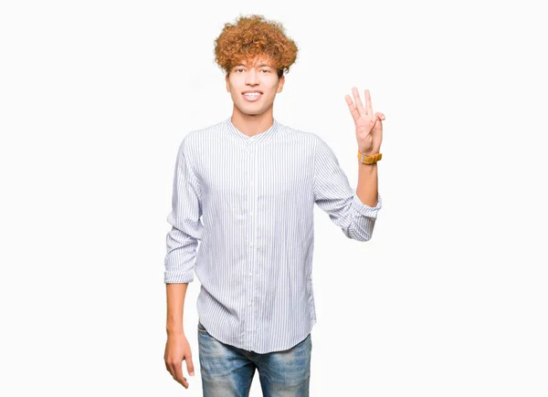 Joven Hombre Negocios Guapo Con Pelo Afro Usando Camisa Elegante —  Fotos de Stock