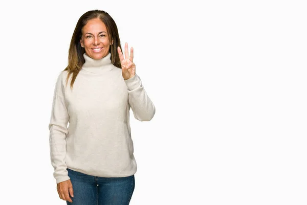 Schöne Erwachsene Frau Mittleren Alters Die Winterpullover Über Isoliertem Hintergrund — Stockfoto