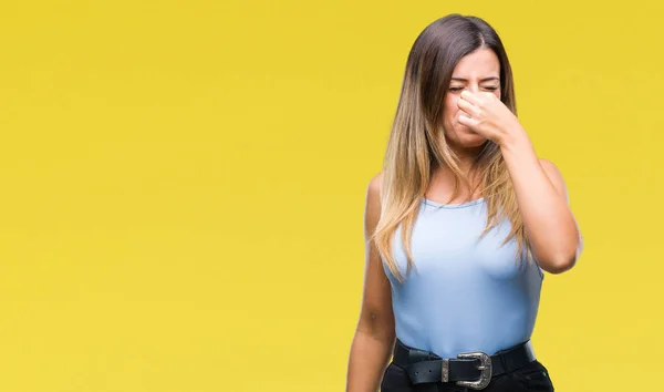 Jovem Bela Mulher Negócios Elegante Sobre Fundo Isolado Cheirando Algo — Fotografia de Stock