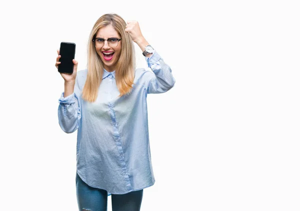Ung Smuk Blondine Business Kvinde Viser Skærmen Smartphone Isoleret Baggrund - Stock-foto