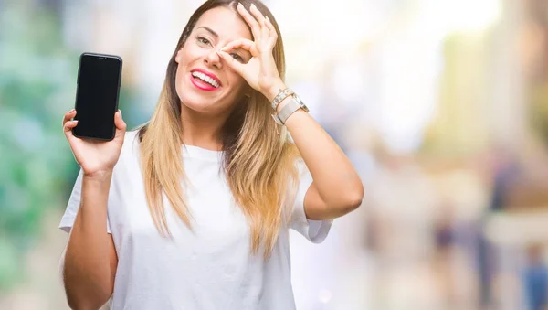 Giovane Bella Donna Che Mostra Schermo Bianco Dello Smartphone Sfondo — Foto Stock