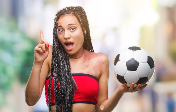 Cabello Trenzado Joven Afroamericano Con Marca Nacimiento Sosteniendo Pelota Fútbol —  Fotos de Stock