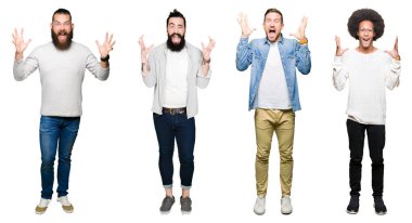 Kolaj bir grup deli kutluyor ve silah ile başarı için heyecanlı çığlık kaldırdı ve açık gözleri hayret beyaz izole arka plan üzerinde genç adam. Kazanan kavramı