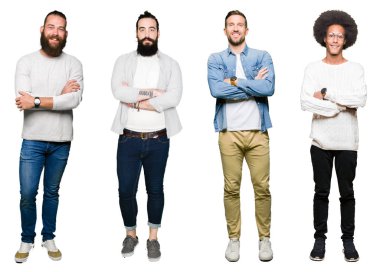 Kolaj bir grup beyaz izole arka plan mutlu yüzüne çapraz silah kameraya bakarak ile gülümseyen genç adam. Olumlu bir kişi.