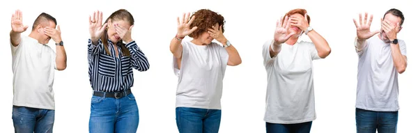 Collage Von Seniorengruppen Vor Isoliertem Hintergrund Die Die Augen Mit — Stockfoto