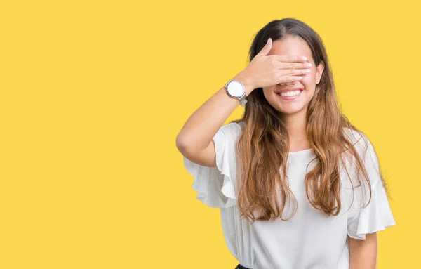 Jonge Mooie Brunette Zakenvrouw Geïsoleerde Achtergrond Glimlachen Lachen Met Hand — Stockfoto