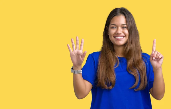 Jovem Bela Mulher Morena Vestindo Camiseta Azul Sobre Fundo Isolado — Fotografia de Stock