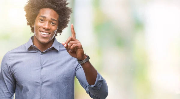 Afro Amerikansk Man Över Isolerade Bakgrund Pekar Finger Med Lyckad — Stockfoto