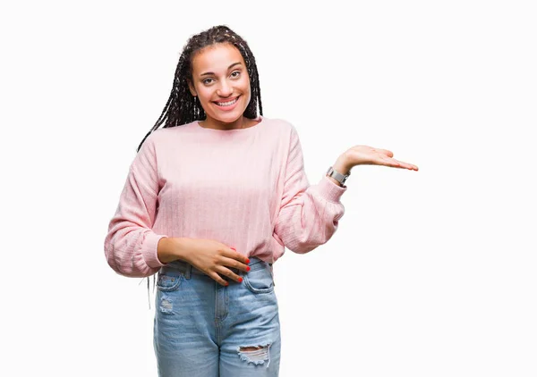 Jovem Trançado Cabelo Afro Americano Menina Vestindo Suéter Sobre Fundo — Fotografia de Stock