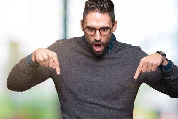 Junger Gutaussehender Mann Mit Brille Über Isoliertem Hintergrund Der Nach — Stockfoto