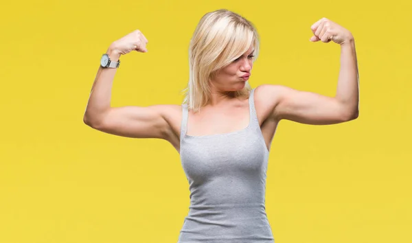 Giovane Bella Donna Bionda Sfondo Isolato Mostrando Muscoli Delle Braccia — Foto Stock