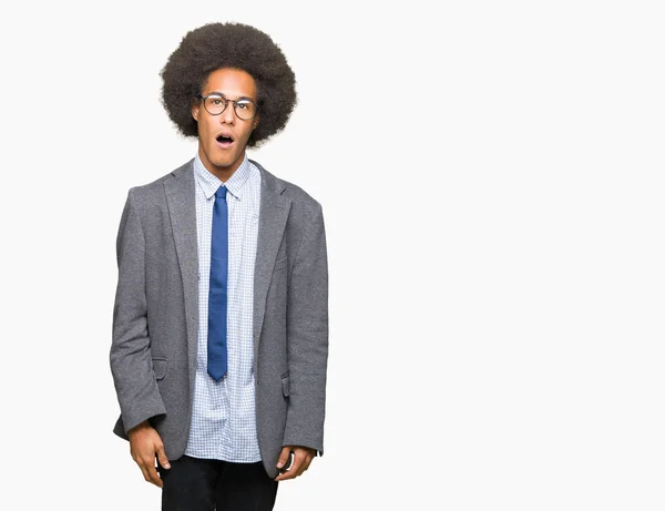 Jovem Homem Negócios Afro Americano Com Cabelo Afro Vestindo Óculos — Fotografia de Stock