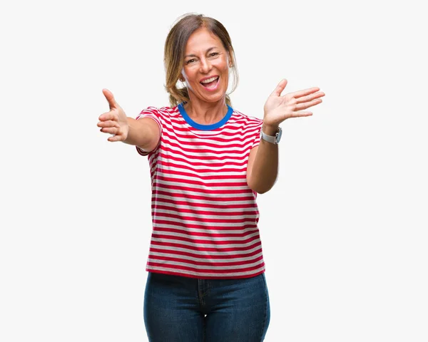 Middelbare Leeftijd Senior Latino Vrouw Geïsoleerde Achtergrond Kijken Naar Camera — Stockfoto