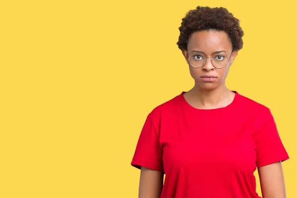 Linda Jovem Afro Americana Vestindo Óculos Sobre Fundo Isolado Cético — Fotografia de Stock