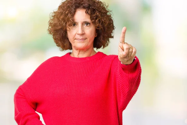 Schöne Seniorin Mittleren Alters Roter Winterpullover Über Isoliertem Hintergrund Mit — Stockfoto