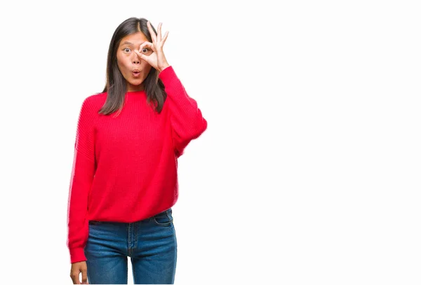 Mujer Asiática Joven Vistiendo Suéter Invierno Sobre Fondo Aislado Haciendo — Foto de Stock