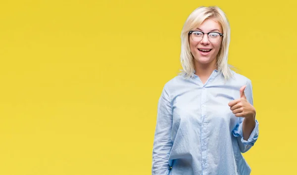 Joven Mujer Negocios Rubia Hermosa Con Gafas Sobre Fondo Aislado —  Fotos de Stock