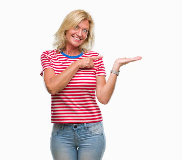 Middle Age Blonde Woman Isolated Background Amazed Smiling Camera While — Stock Photo, Image