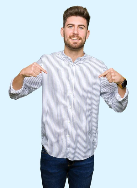 Young Handsome Man Looking Confident Smile Face Pointing Oneself Fingers — Stock Photo, Image