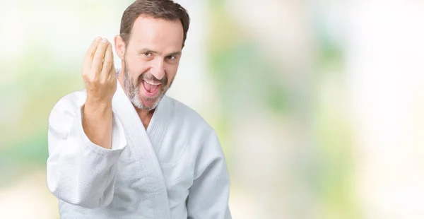 Hombre Mayor Guapo Mediana Edad Con Uniforme Kimono Sobre Fondo — Foto de Stock