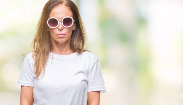 Mujer Hispana Mediana Edad Que Usa Gafas Sol Moda Sobre — Foto de Stock