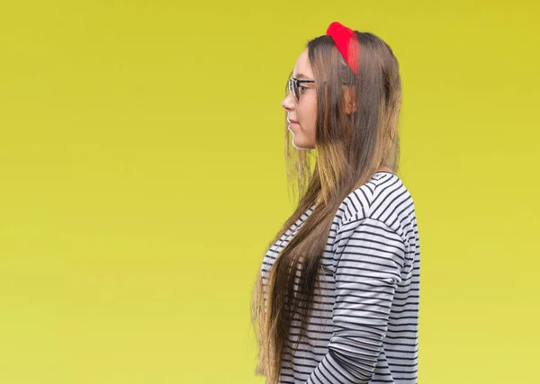 Joven Hermosa Mujer Caucásica Con Gafas Sol Sobre Fondo Aislado —  Fotos de Stock