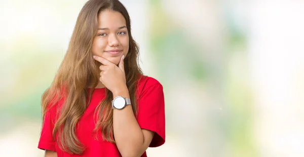 Jonge Mooie Brunette Vrouw Dragen Rode Shirt Geïsoleerde Achtergrond Zoek — Stockfoto