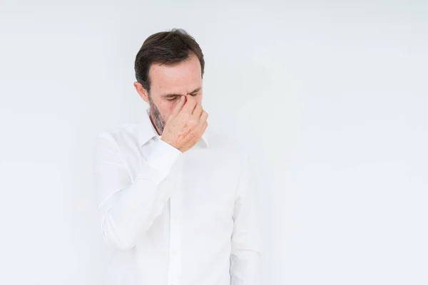 Elegante Uomo Anziano Sfondo Isolato Stanco Sfregamento Naso Occhi Sensazione — Foto Stock