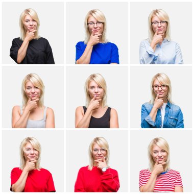 Değişik rahat görünüyor emin çapraz kollar ve çeneme kaldırdı el ile gülümseme ile kameraya bakarak izole arka plan üzerinde giyen güzel sarışın kadın kolaj. Pozitif düşünce.