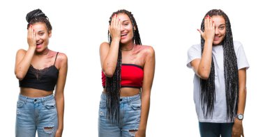 Güzel örgülü saç Afrikalı-Amerikalı kadın Doğum işareti el yüz ve sürpriz duygu kendinden emin gülümseme ile tek gözüyle kapsayan izole arka plan üzerinde ile kolaj.