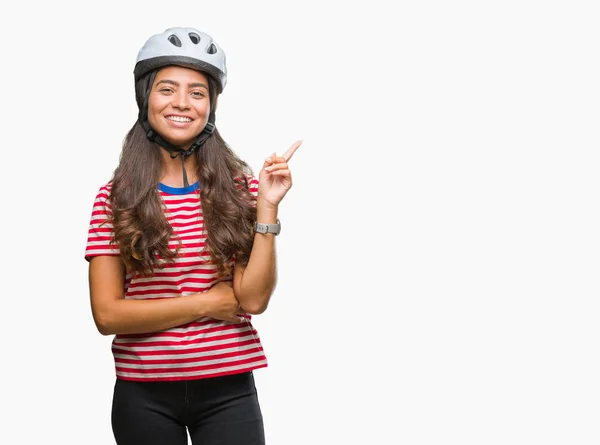 Jovem Ciclista Árabe Mulher Usando Capacete Segurança Sobre Fundo Isolado — Fotografia de Stock