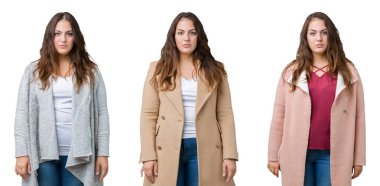 Kolaj üzerinde izole arka plan gevşek yüzünde ciddi bir ifade ile kış ceket giyen boyutu kadın artı güzel bir. Basit ve doğal kameraya bakıyor.