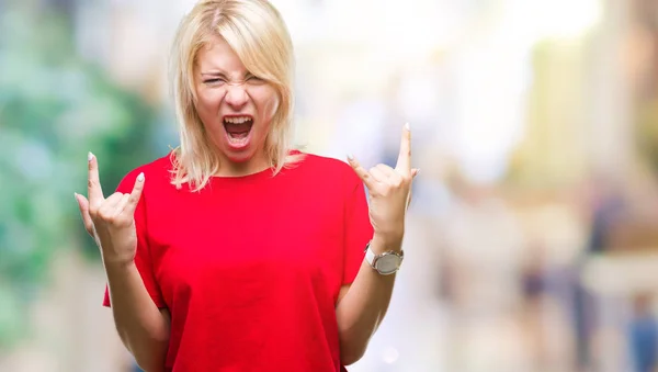 Young Beautiful Blonde Woman Wearing Red Shirt Isolated Background Shouting — Stock Photo, Image